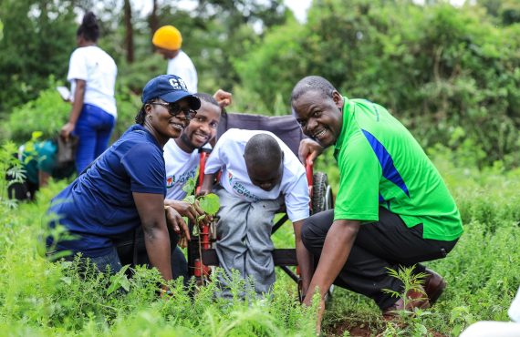 Kenyayouthinforesty_TonyWild Foundation-41a