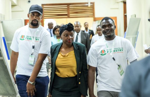 Kenyayouthinforesty_TonyWild Foundation-58