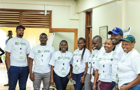 Kenyayouthinforesty_TonyWild Foundation-75